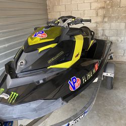 2013 Sea Doo RXPX With 24 hours 