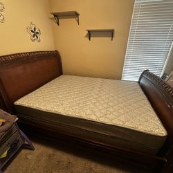 Queen Size Sleigh Bed