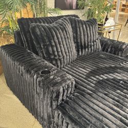 Onyx Jumbo Corduroy Oversized Chaise 2 cup holders USB charging port