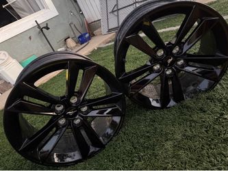 Mustang GT Stock Wheels