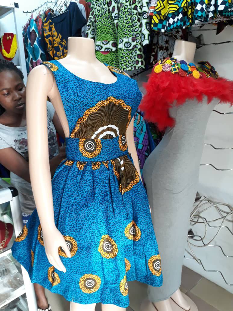 Women's African wear pinafore - size 8