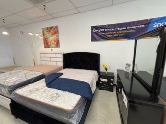 New bedroom set 4pc