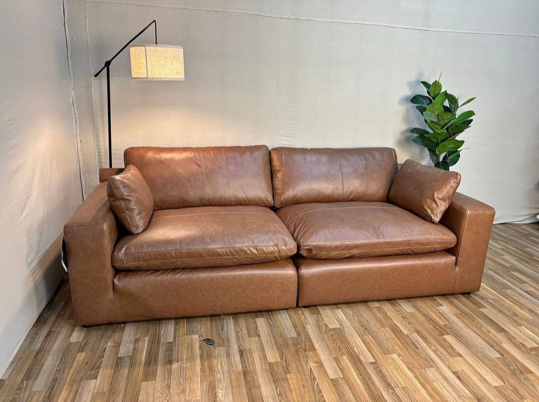 EXCLUSIVE] EMILIA CARAMEL LEATHER 2-PIECE LOVESEAT👌SOFA , SECTİONAL SOFA AVAİLABLE 