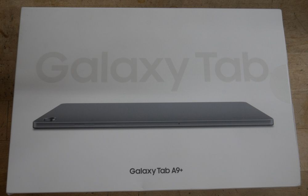 Samsung Galaxy Tab A9+ 11.0" 64GB Gray Wi-Fi Tablet Bundle SM-X210NZAYXAR 2024