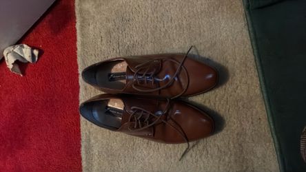 Dress shoes (men)