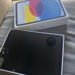 iPad  64GB (10th Generation)
