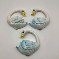 Enesco Set of 3 Vintage Swans Wall Hanging Ceramic