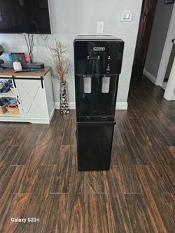 Water Dispenser