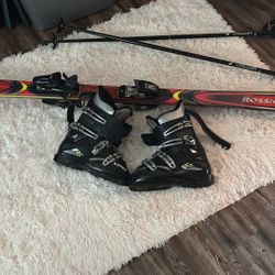 Downskis And Ski Boots