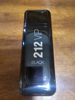 Carolina Herrera 212 VIP Black 200ml