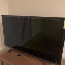 🔥🔥🔥Move Out Sale $129 - Hisense 55inch R8 series - 4K UHD ROKU LED LCD TV