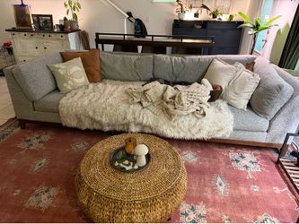 Havertys’s Sectional couch