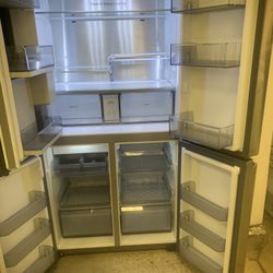 Samsung 36”counter Depht Fridge Stainless With Family Hub Working Perfectly 4 Months Warranty 