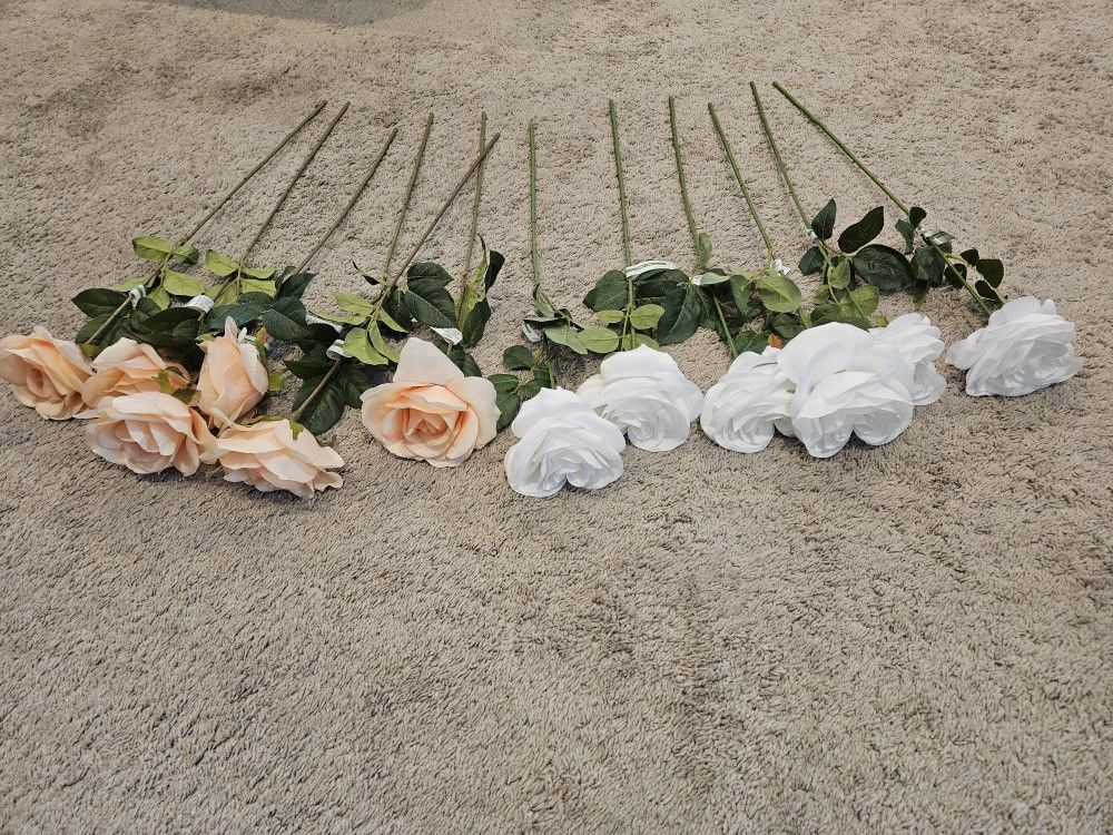 Decorative Roses (White & Peach)