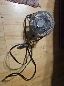 Small fan