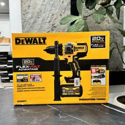 Dewalt 20v Max 1/2” Hammer Drill W/ Flexvolt 