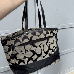 Xlarge Coach Purse Very Used Check All Pictures