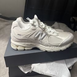 New Balance 2002r White/Grey NEW