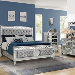 Beautiful Velvet/Mirrored Bedroom Set