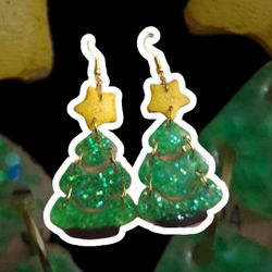 Christmas Tree Dangle Earrings | Festive Glitter Resin