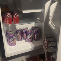 min fridge 