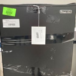 Magic Chef Mini Fridge MCAR240W2 J52Z