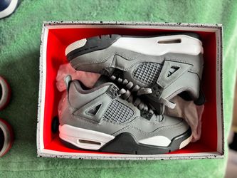 Jordan Retro 4s COOL GREY
