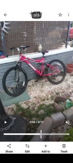 Mongoose women's mountain bike good condition