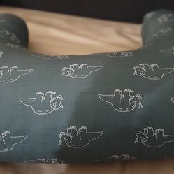 Bobby Nursing Pillow New