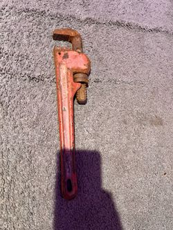 RIDGID PIPE WRENCH HEAVY DUTY
