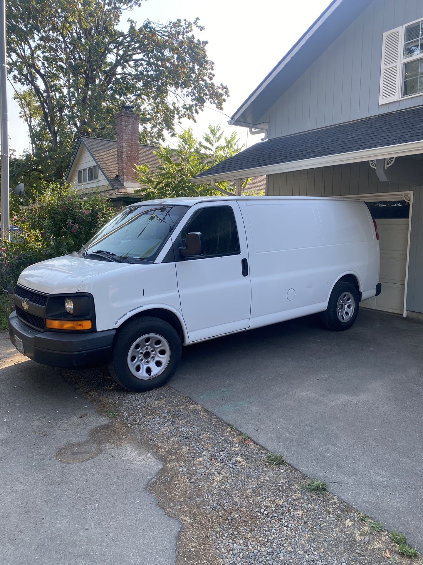 Chevy Express 1500 Clean Title