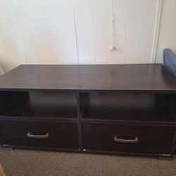 Tv CONSOLE /Good Condition 