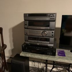 Awia Stero, Speakers,cd Player, Radio, Cassette