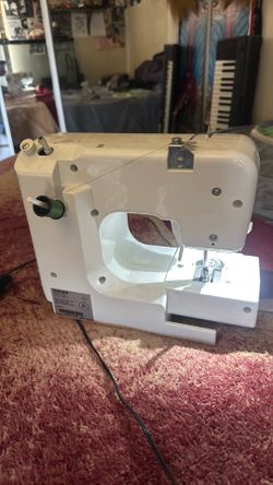 singer m1000 sewing machine