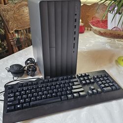 HP Desktop Computer - Envy TE-01-1