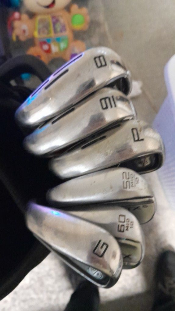 Lefty USED-LIKE NEW BRAND NAME CLUBS