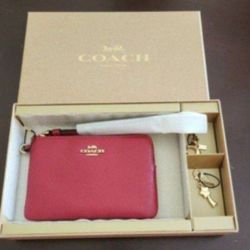 Coach Wristlet With Charms 