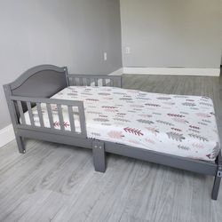 Toddler BRAND NEW UNISEX bed