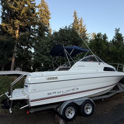 Bayliner 2252 Cabin Cruiser – Clean Title + Trailer | 23ft