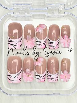 Acrylic Handmade Press-On Nails with 3D Floral Design