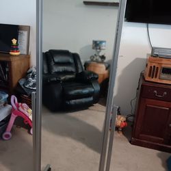 Double Sided Mirror