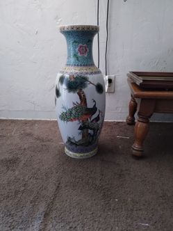 Vintage Chinese  Porcelain Vase