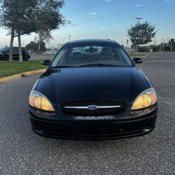 2003 Ford Taurus