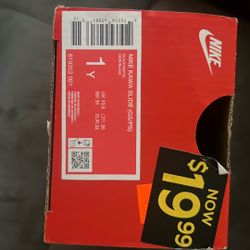 Nike slides 1Y
