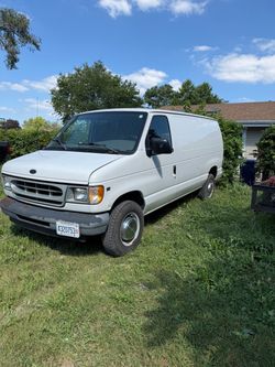 2002 Ford E-250