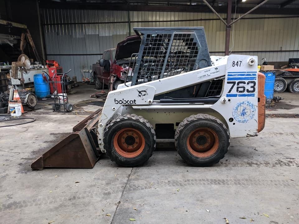 Bobcat skid steer 763 (1999)