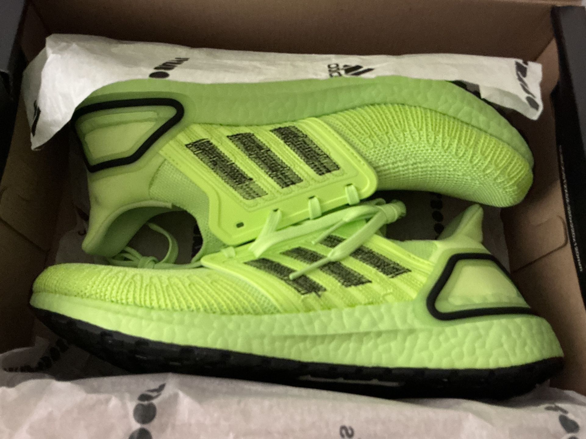 Ultraboost 20 Signal Green Size 9