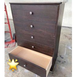 5 Drawer Dresser 