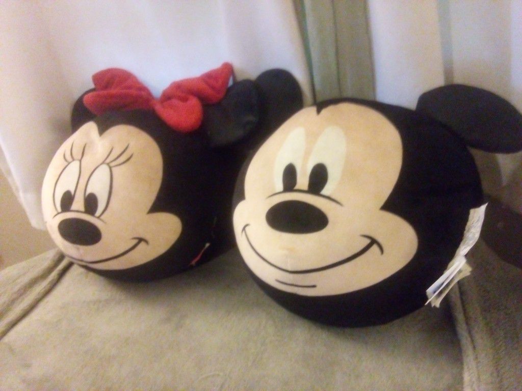 Disney Junior Mickey & Minnie Mouse Plush Pillows 
