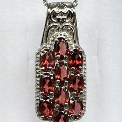 Brand New Mozambique Garnet Pendant Necklace 20"